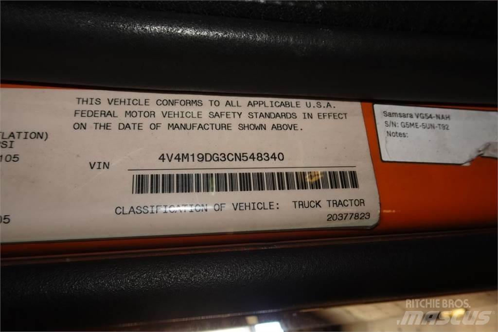 Volvo VNM42T 商用底盤車