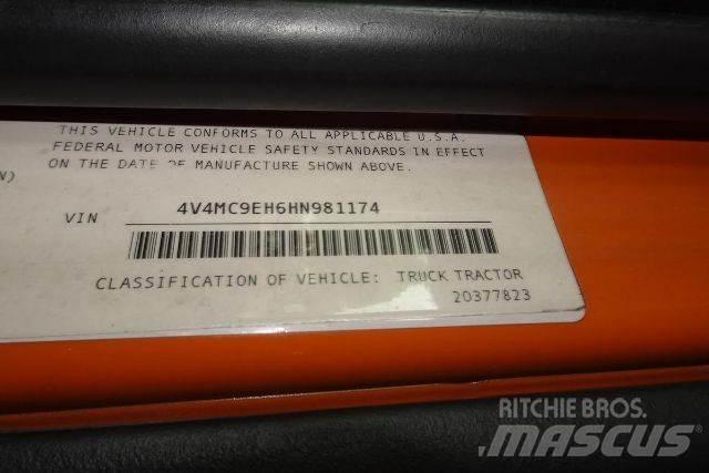 Volvo VNM64T 商用底盤車