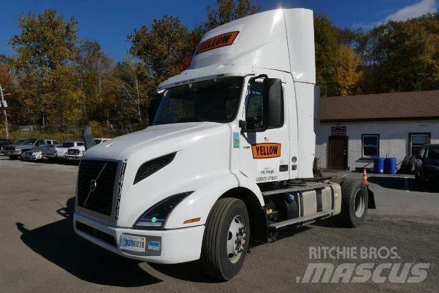 Volvo VNR 商用底盤車