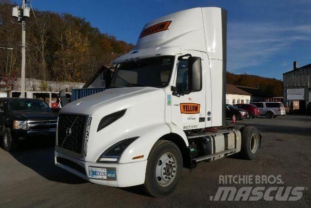 Volvo VNR 商用底盤車