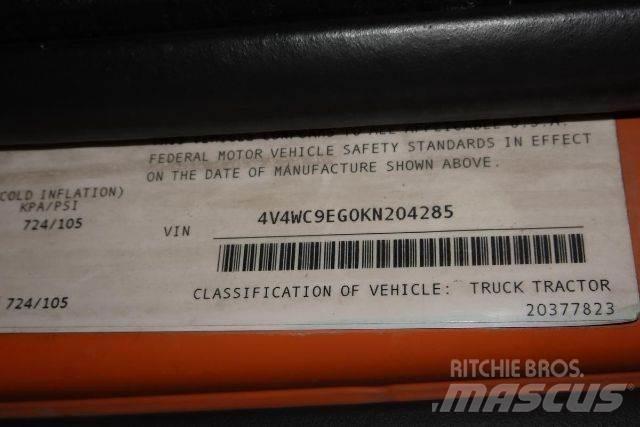 Volvo VNR64T300 商用底盤車