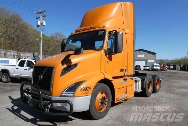 Volvo VNR64T300 商用底盤車