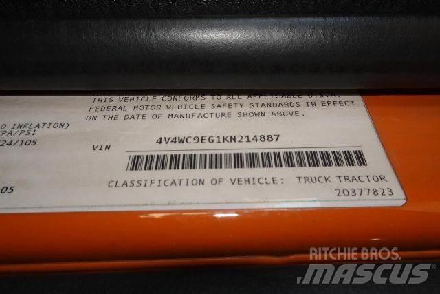 Volvo VNR64T300 商用底盤車