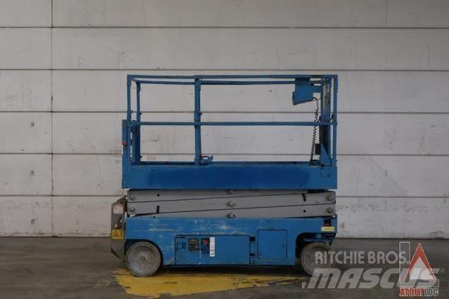 Genie GS-2032 曲臂高空作業車