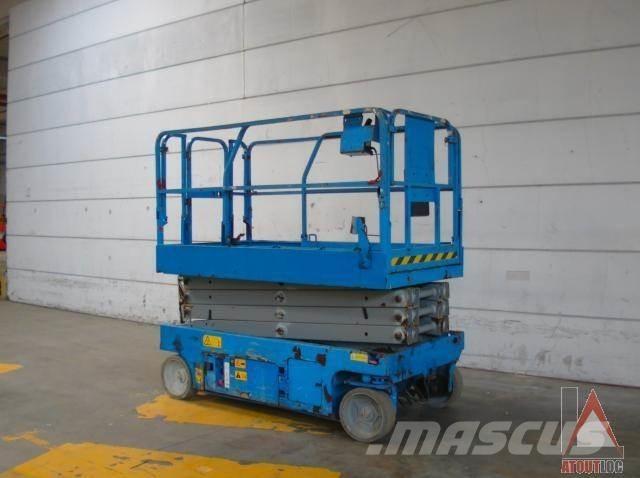 Genie GS-2646 曲臂高空作業車