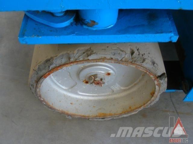 Genie GS-2646 曲臂高空作業車