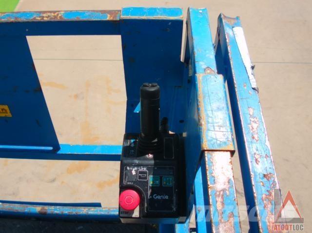 Genie GS-2669DC 曲臂高空作業車