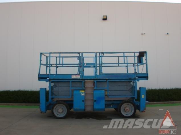 Genie GS-4390RT 曲臂高空作業車