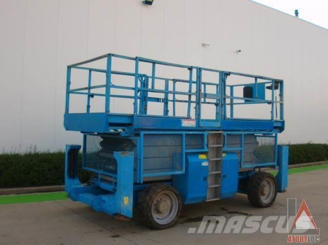 Genie GS-4390RT 曲臂高空作業車