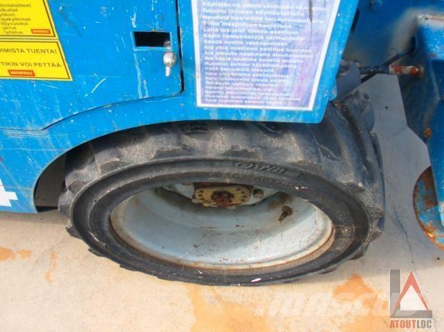 Genie GS3268RT 曲臂高空作業車