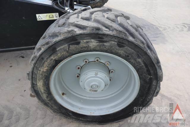 Genie SX135XC 曲臂高空作業車