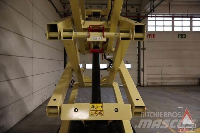 JLG 3246ES 曲臂高空作業車