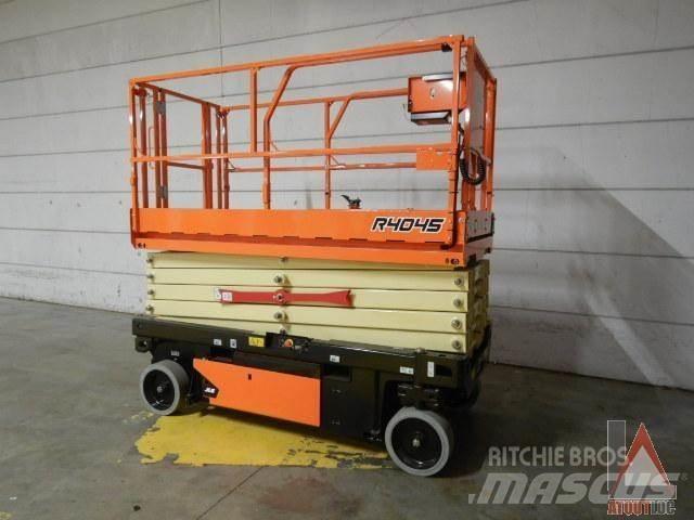 JLG R4045 曲臂高空作業車