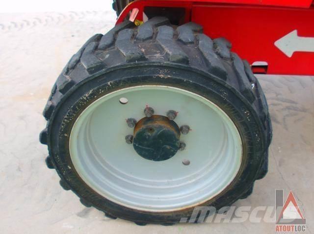 Manitou 280TJ 曲臂高空作業車