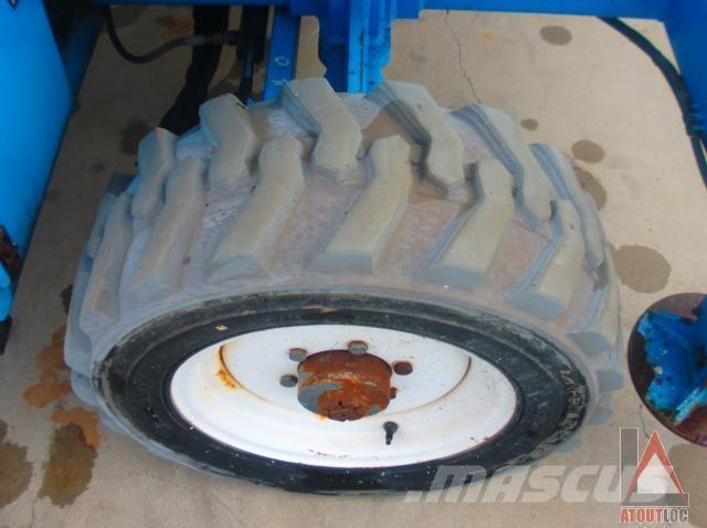 Snorkel S3370RT 曲臂高空作業車