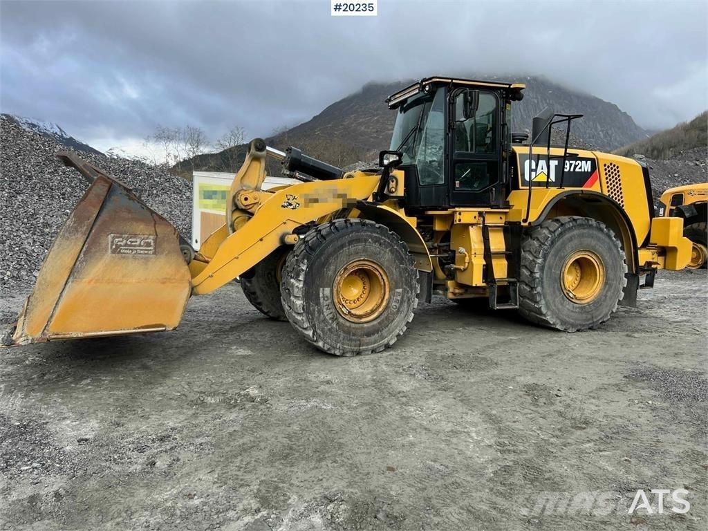 CAT 972M 輪胎式裝載機