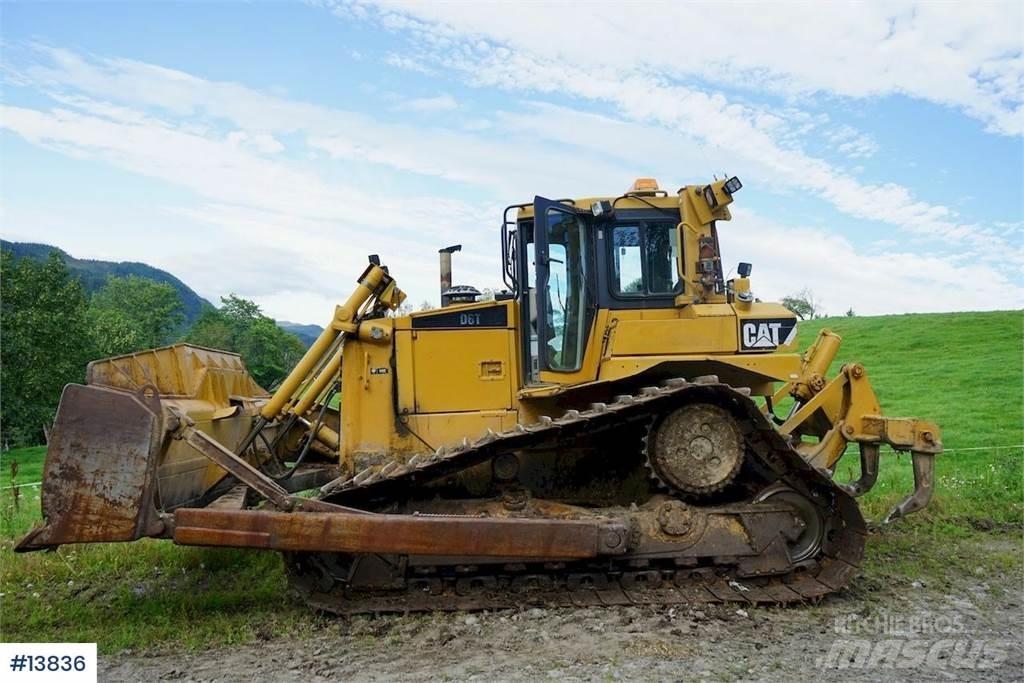 CAT D6T 履帶推土機