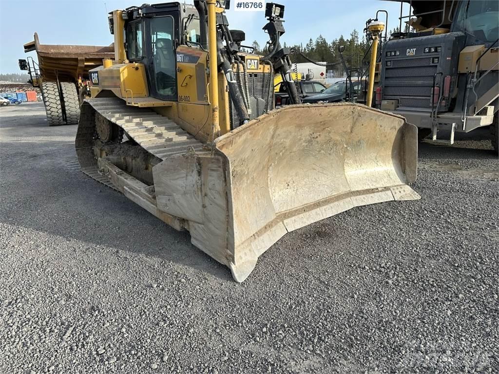 CAT D6T 履帶推土機