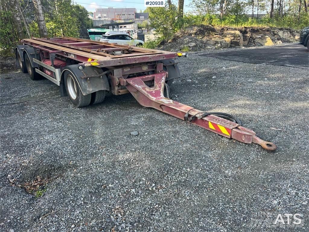 Istrail 3 akslet 裝載運輸拖車
