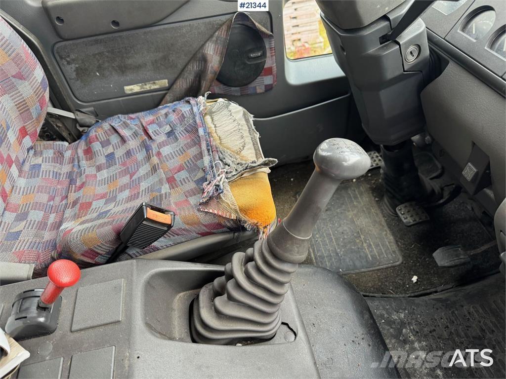 Iveco Eurocargo 篷布卡車