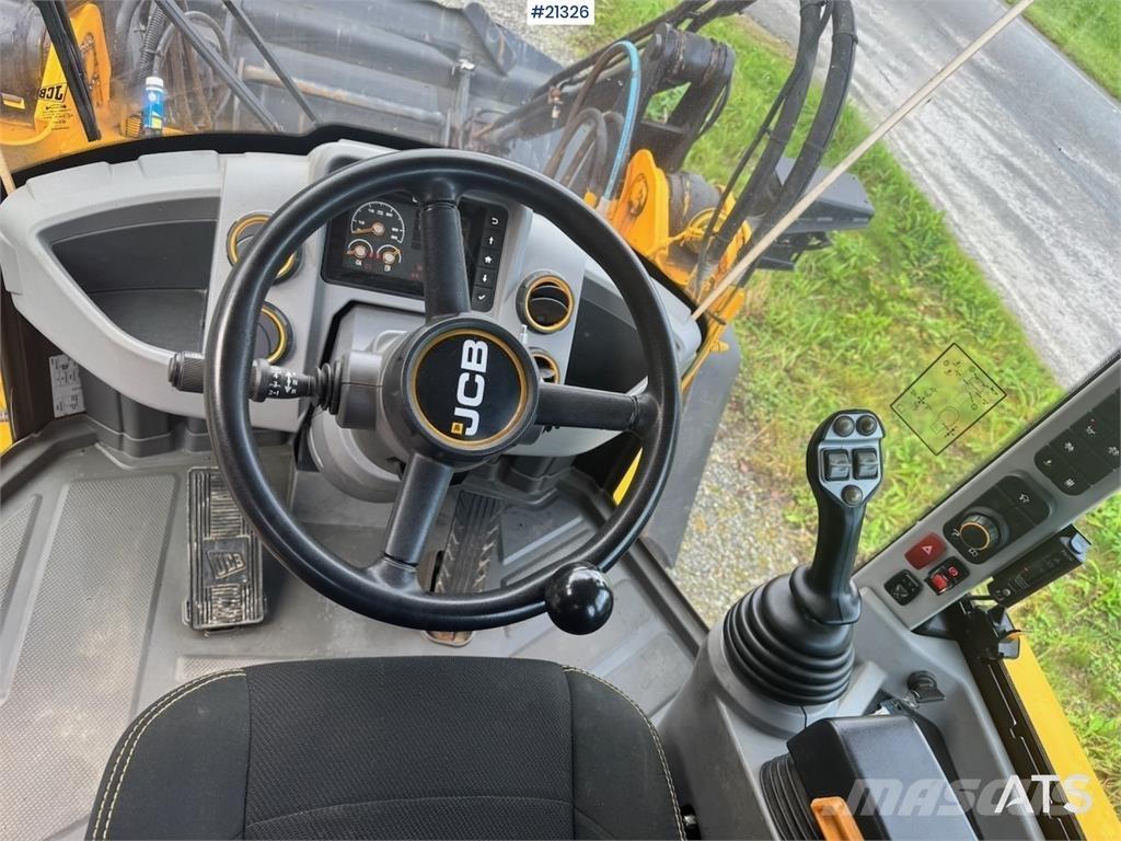 JCB 413K 輪胎式裝載機