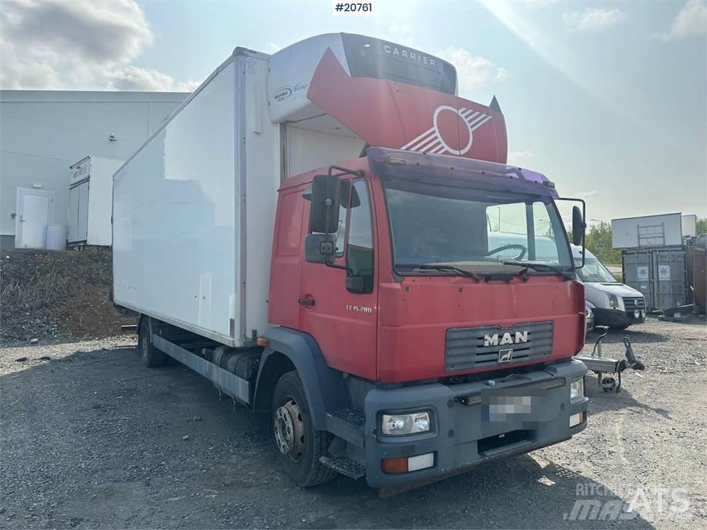 MAN LE15.280 貨箱式卡車