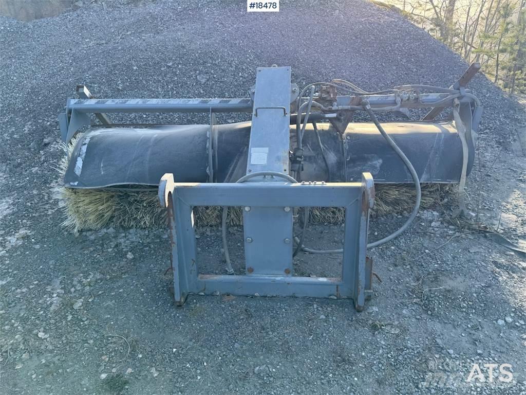 Vama AH 3000 輪胎式裝載機