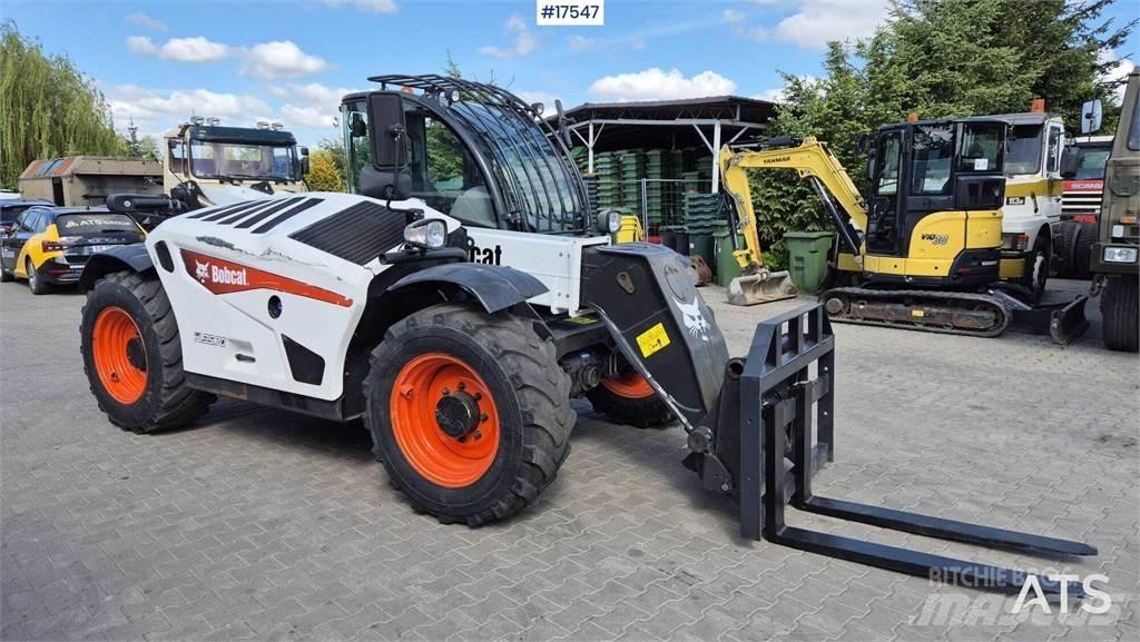 Bobcat TL35-70 伸縮臂操作車