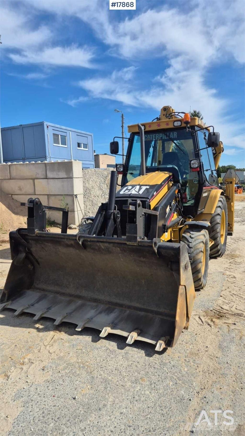 CAT 424D 反鏟裝載機