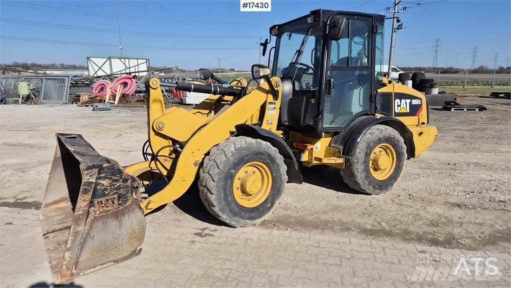 CAT 906 H2 輪胎式裝載機
