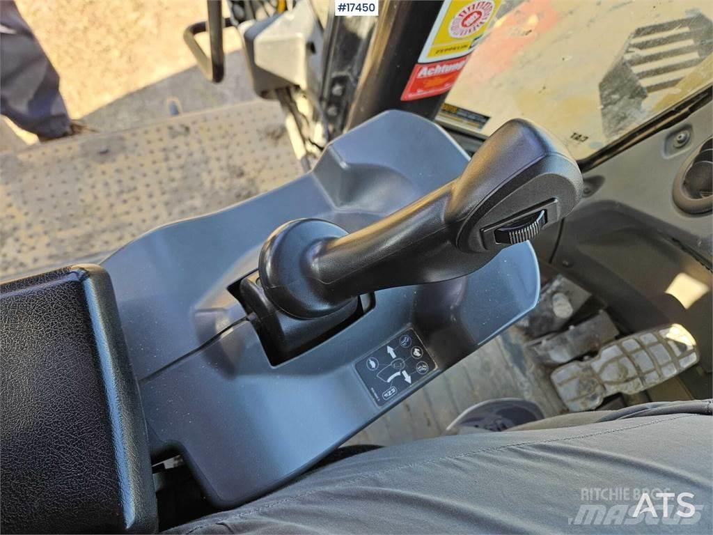 CAT 966M 輪胎式裝載機