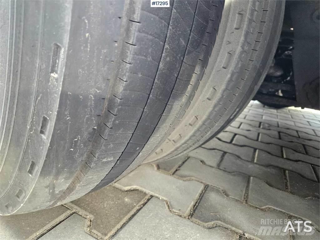 Faymonville Megamax 地架式半拖車