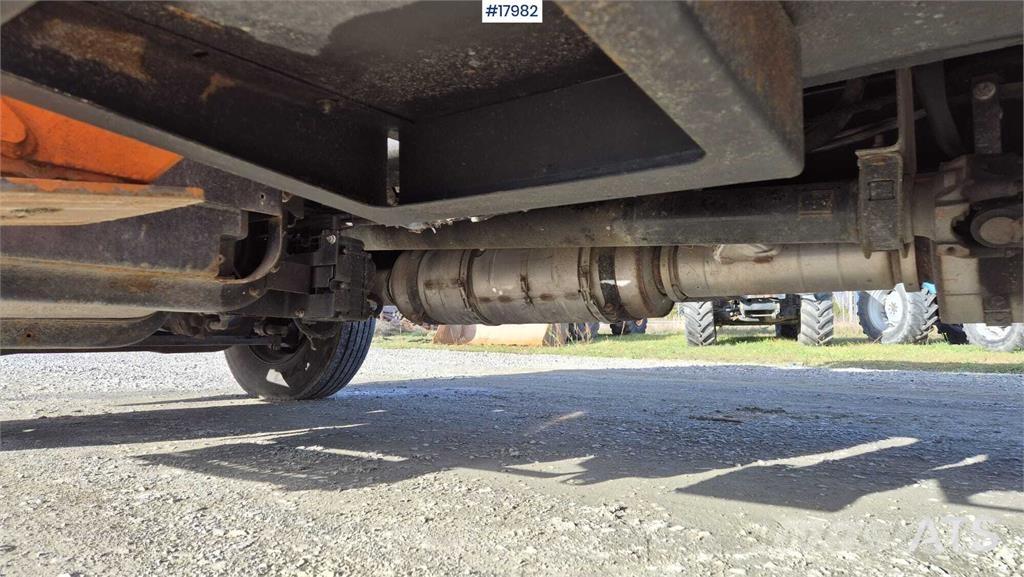 Ford F750 起重機卡車