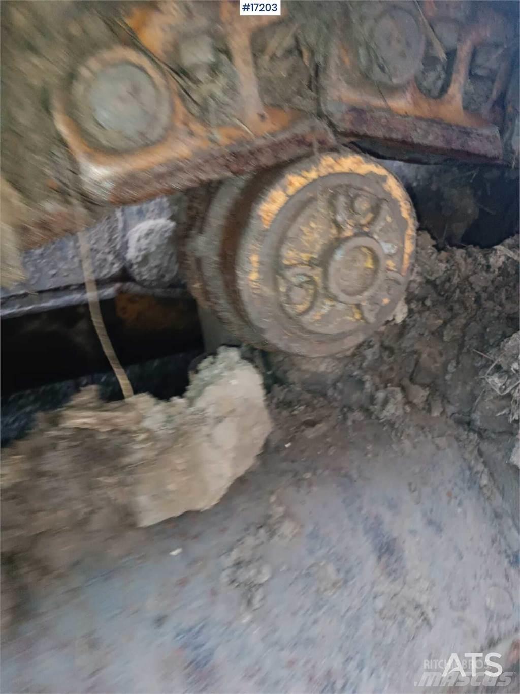 Hanomag D700 C 履帶推土機