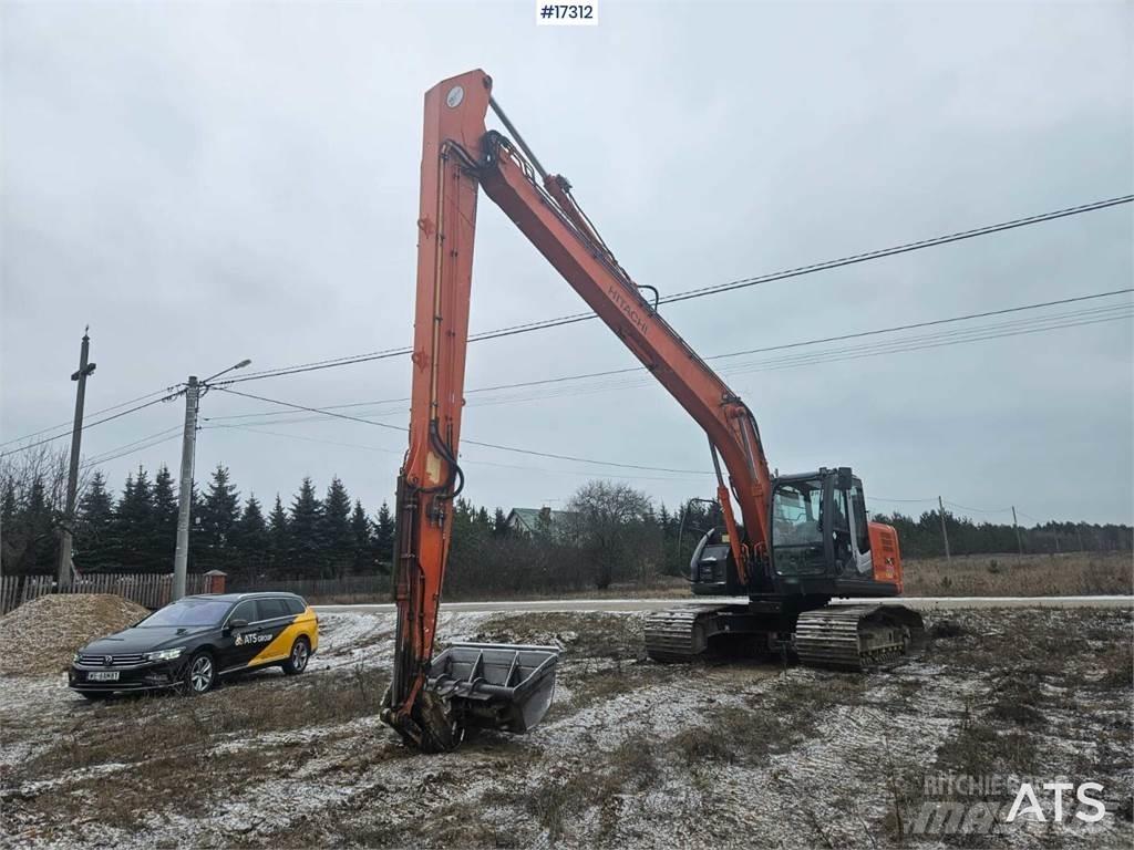 Hitachi ZX 225 US LC 履帶式 挖土機/掘鑿機/挖掘機