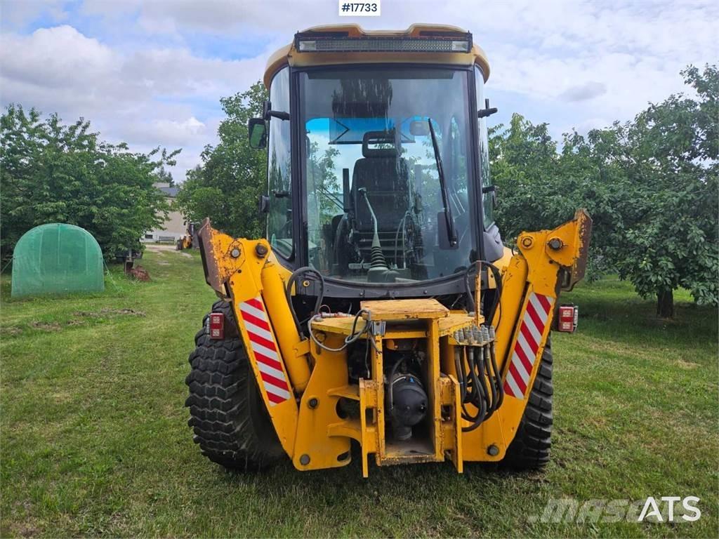 JCB 4CX 反鏟裝載機