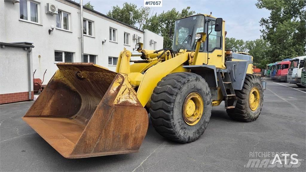 Komatsu WA420-3H 輪胎式裝載機