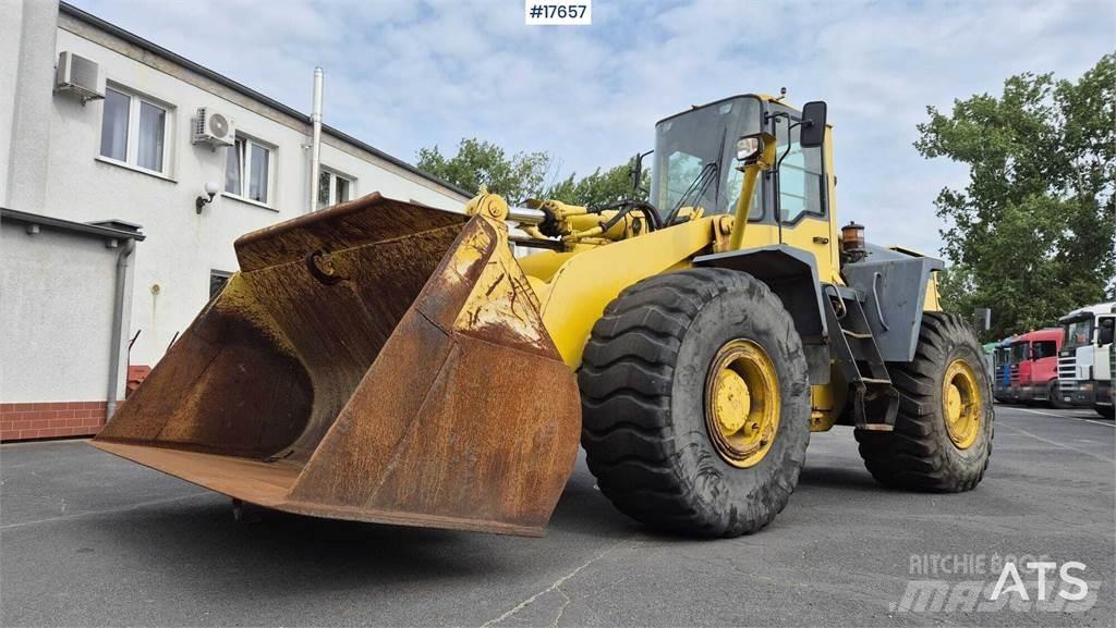 Komatsu WA420-3H 輪胎式裝載機