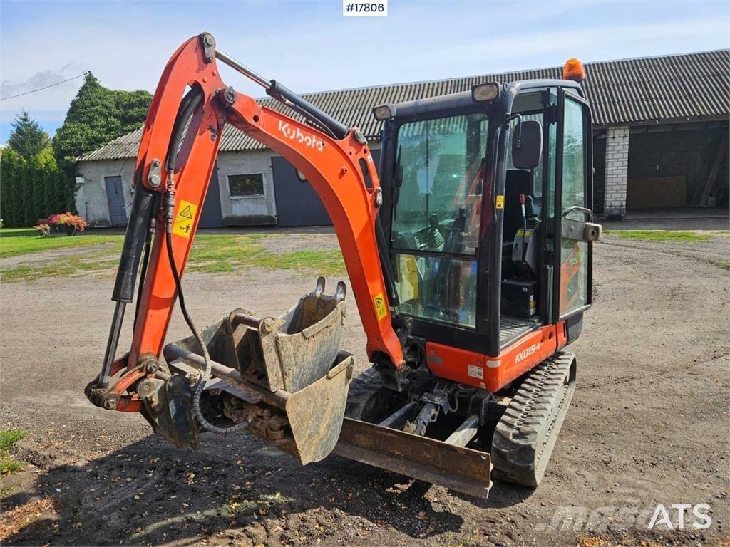 Kubota KX019-4 小型挖土機/掘鑿機<7t(小型挖掘機)