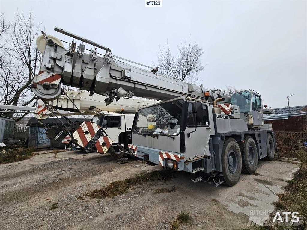 Liebherr 1050-1 全路面起重機/吊車