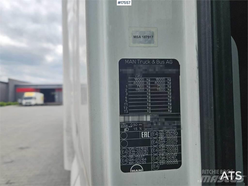 MAN TGX 18.480 曳引機組件