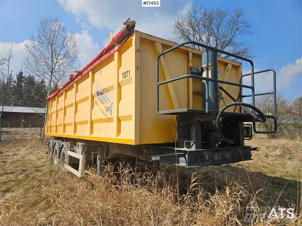 Mega MNW 傾卸式半拖車