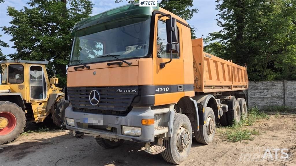 Mercedes-Benz 4140 傾卸式卡車