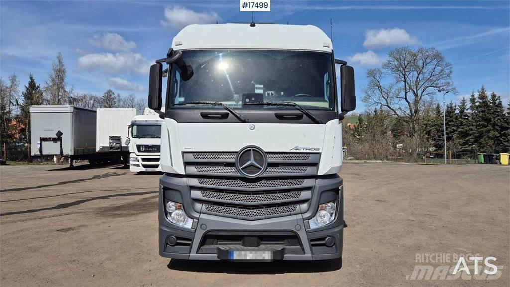Mercedes-Benz Actros 曳引機組件
