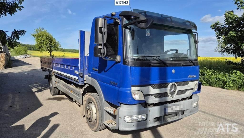 Mercedes-Benz Atego 貨箱式卡車