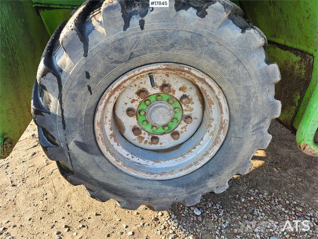 Merlo R0TO30.16K 伸縮臂操作車