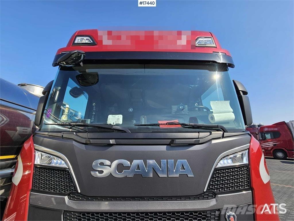 Scania R530 V8 曳引機組件