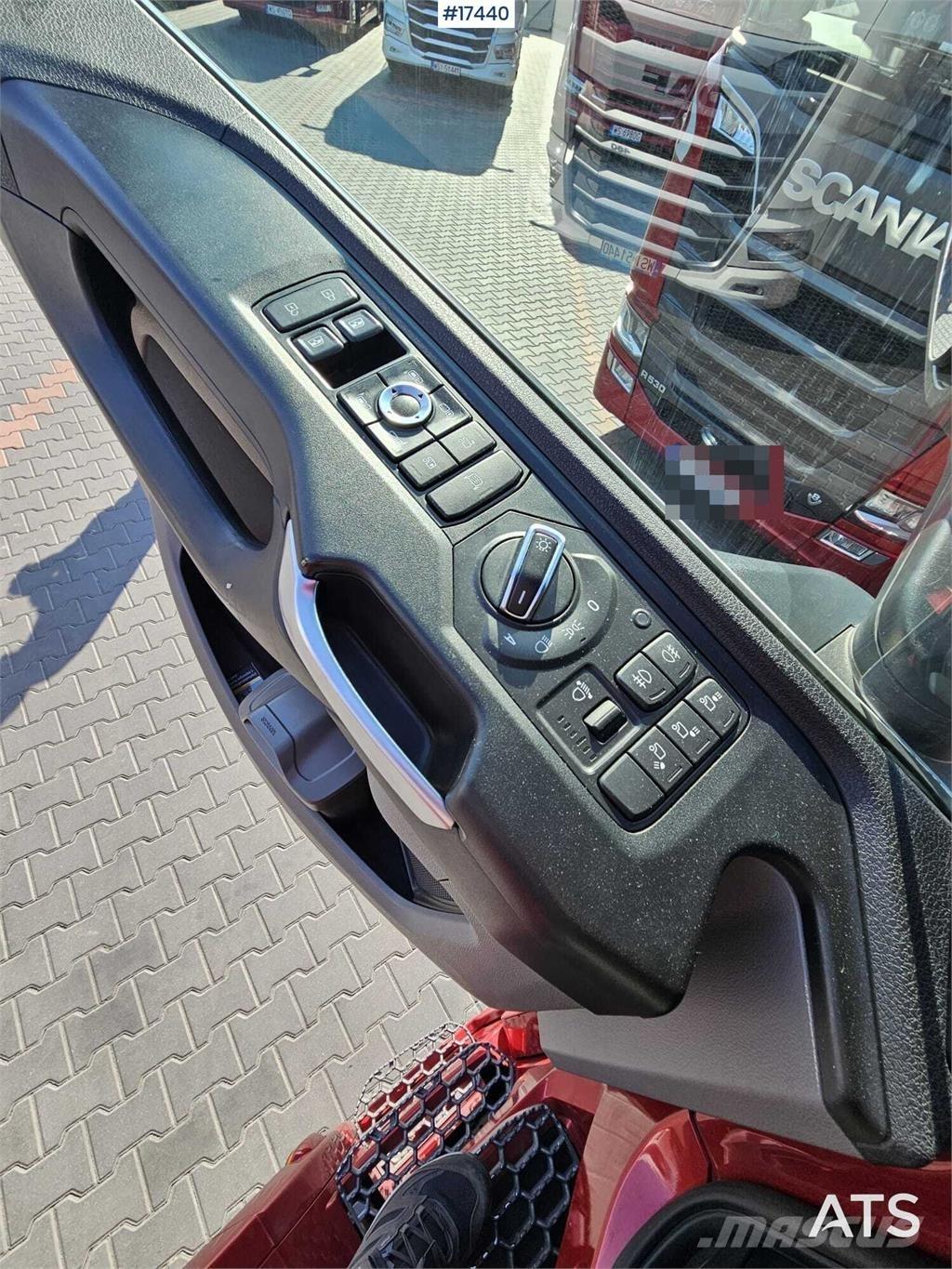 Scania R530 V8 曳引機組件