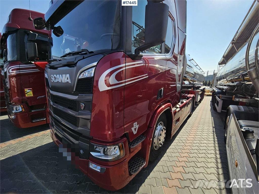Scania R530 V8 曳引機組件