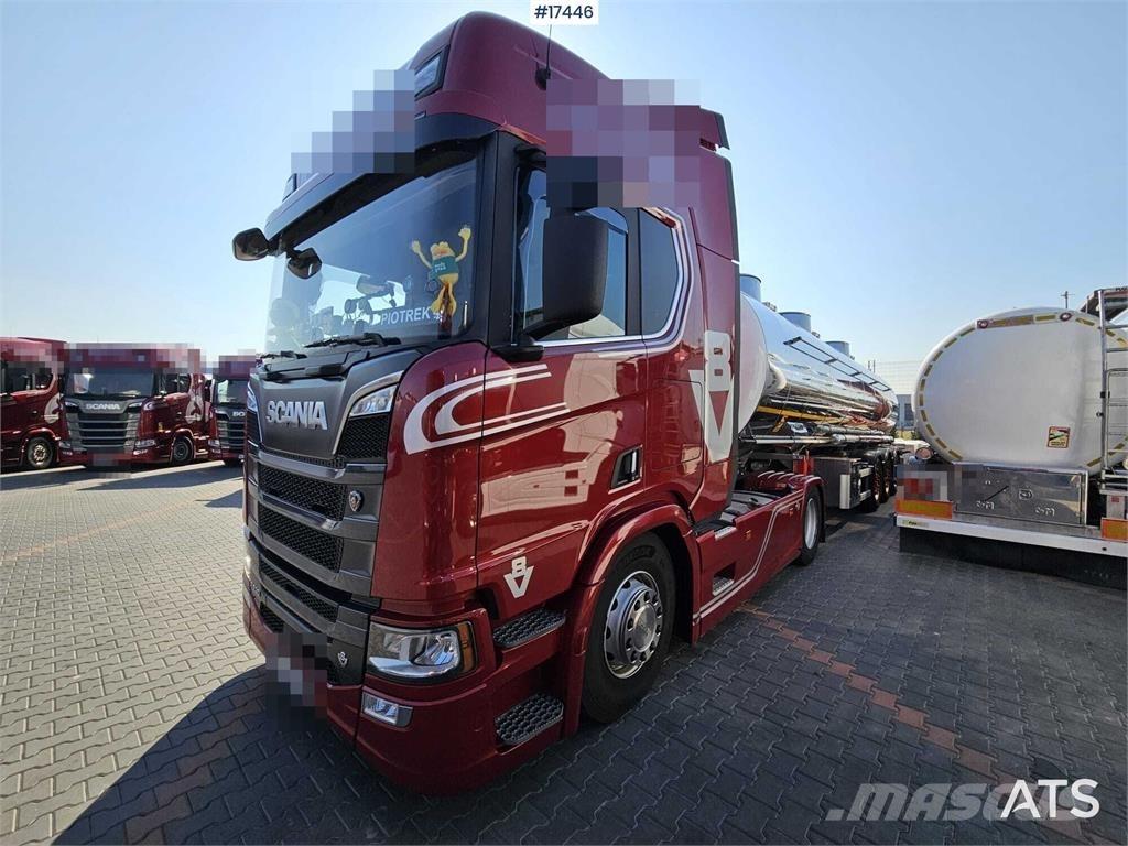Scania R530 V8 曳引機組件